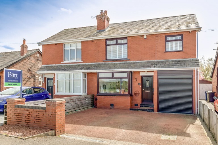 Pepper Lane, Standish, WN6