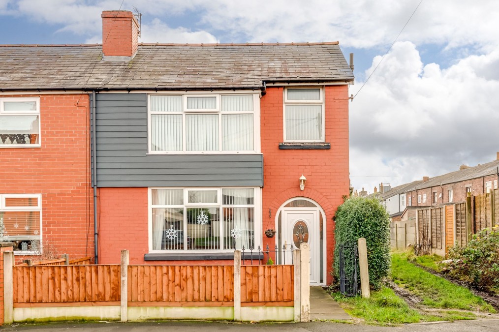 Avondale Street, Standish, WN6