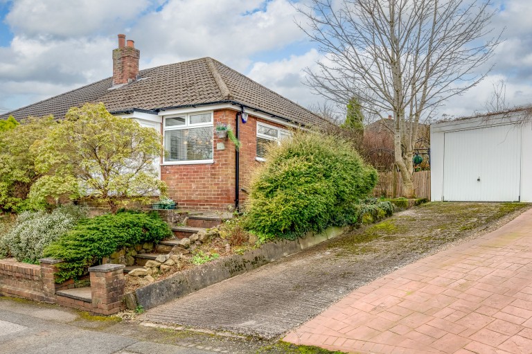 Broomflat Close, Standish, WN6