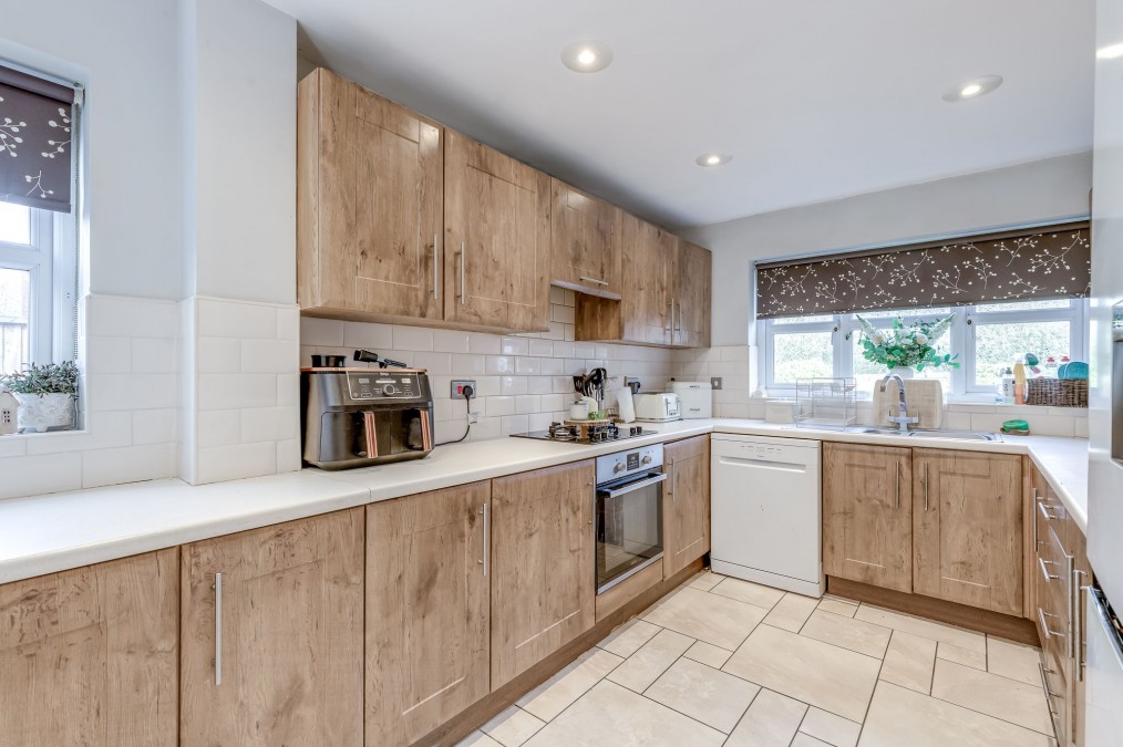 Paris Avenue, Winstanley, WN3