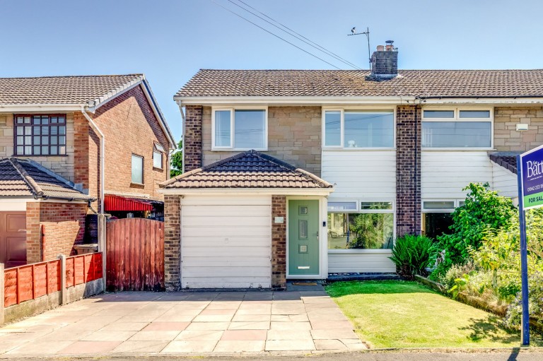 Robin Hill Drive, Standish, WN6