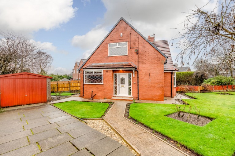Green Lane, Standish, WN6
