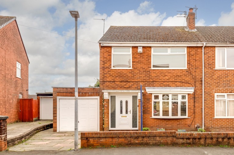 Marus Avenue, Wigan, WN3