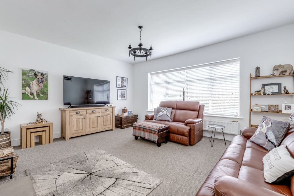 Carr Mill Road, Billinge, WN5