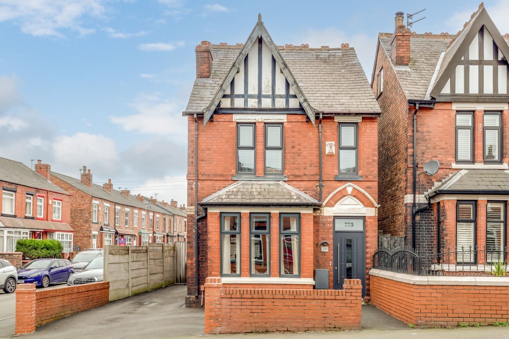 Gidlow Lane, Wigan, WN6