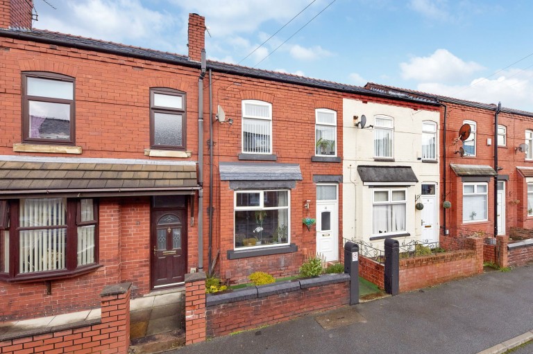 First Avenue, Wigan, WN6