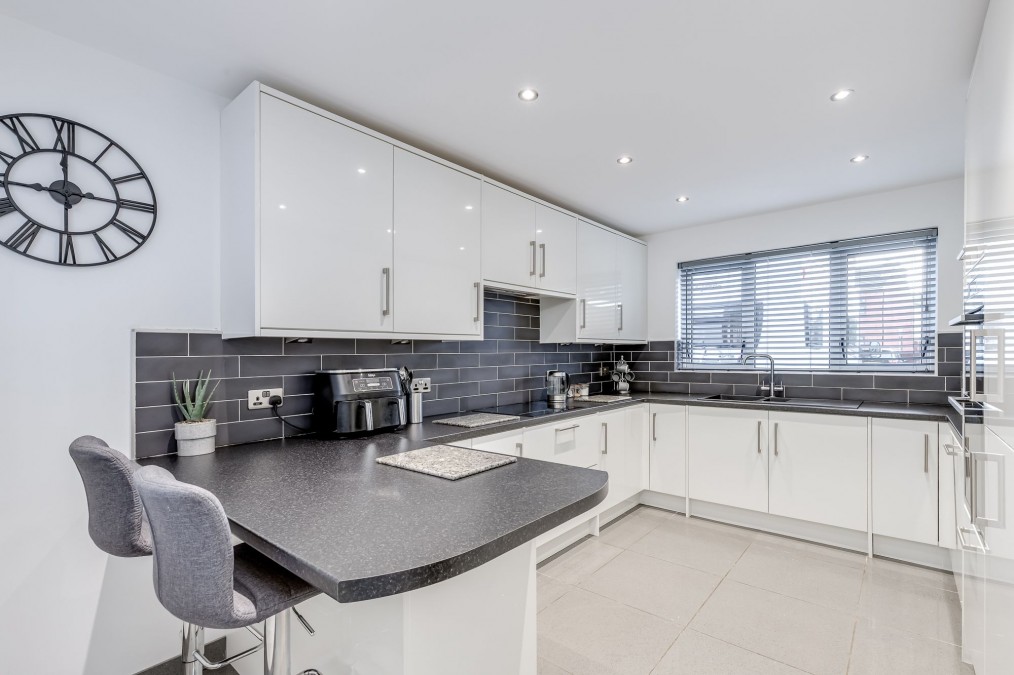 Castle Hill Road, Hindley, WN2