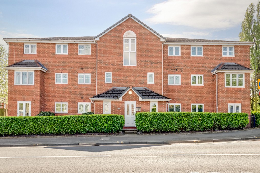 Kitt Green, Wigan, WN5