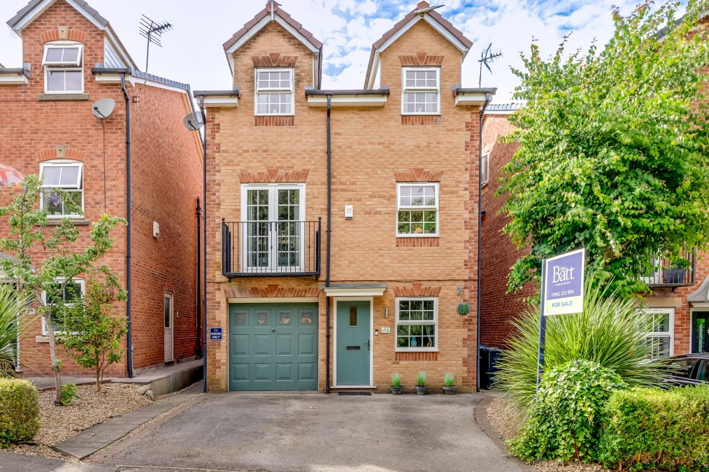 Bentham Place, Standish, WN6
