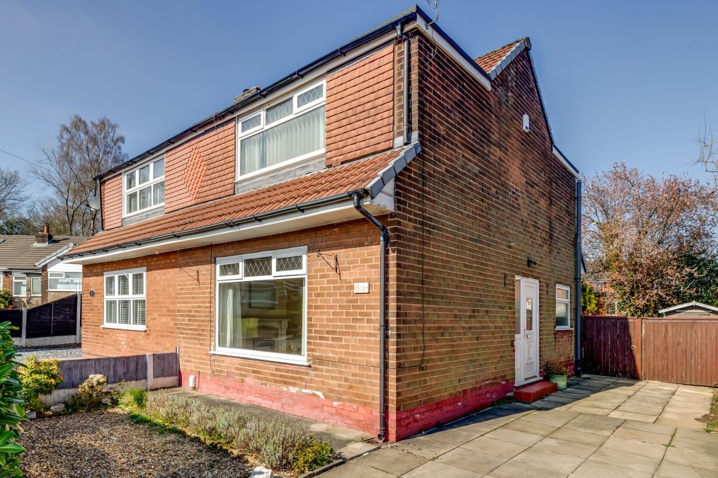 Cornwall Crescent, Standish, WN1