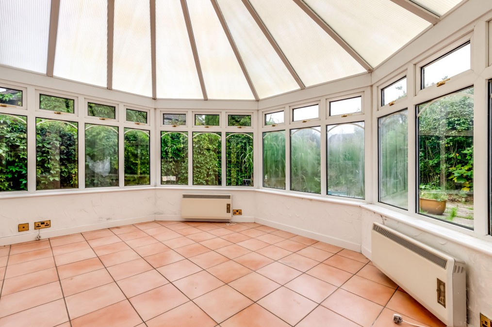 Almond Brook Road, Standish, WN6