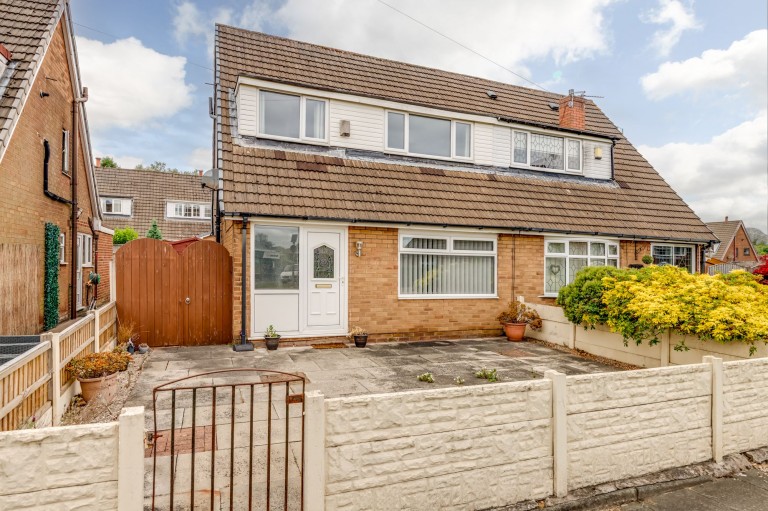 Clap Gate Lane, Wigan, WN3