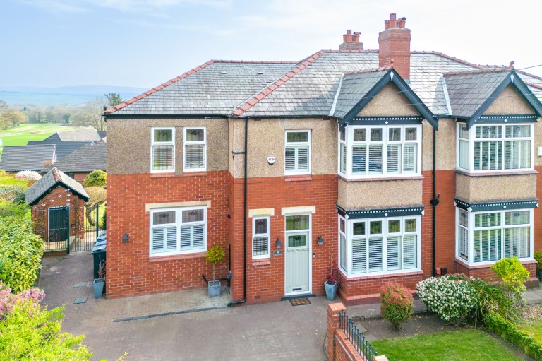 Grove Road, Upholland, WN8