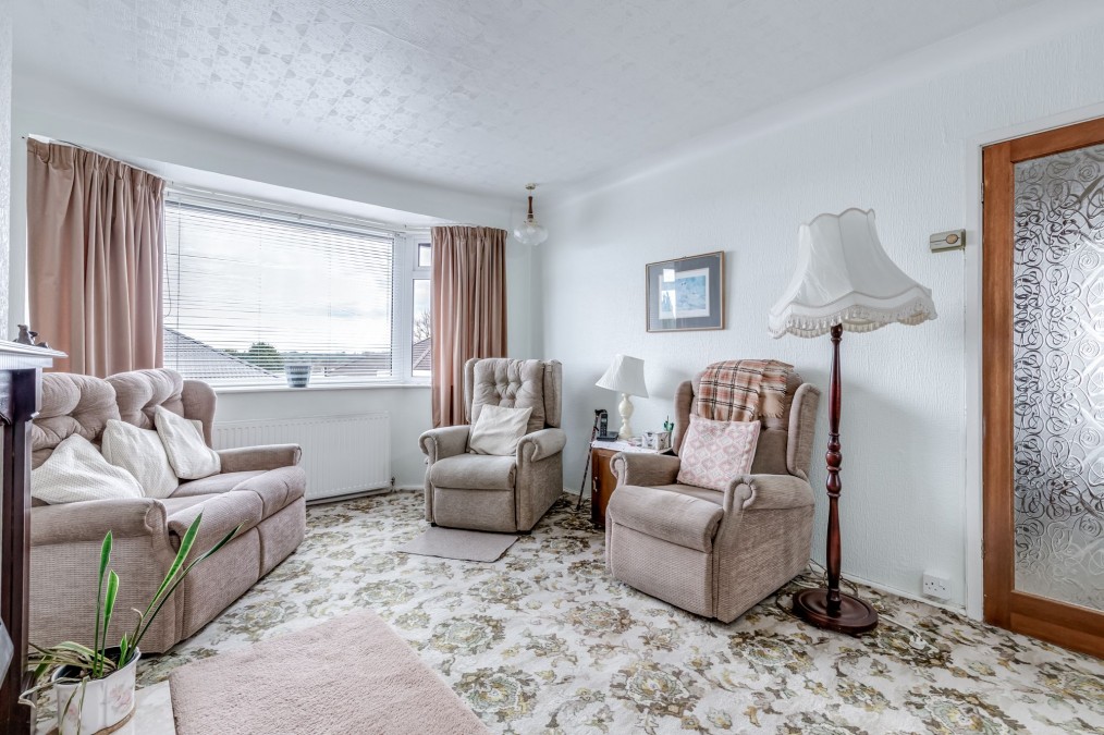 Elm Avenue, Standish, WN6