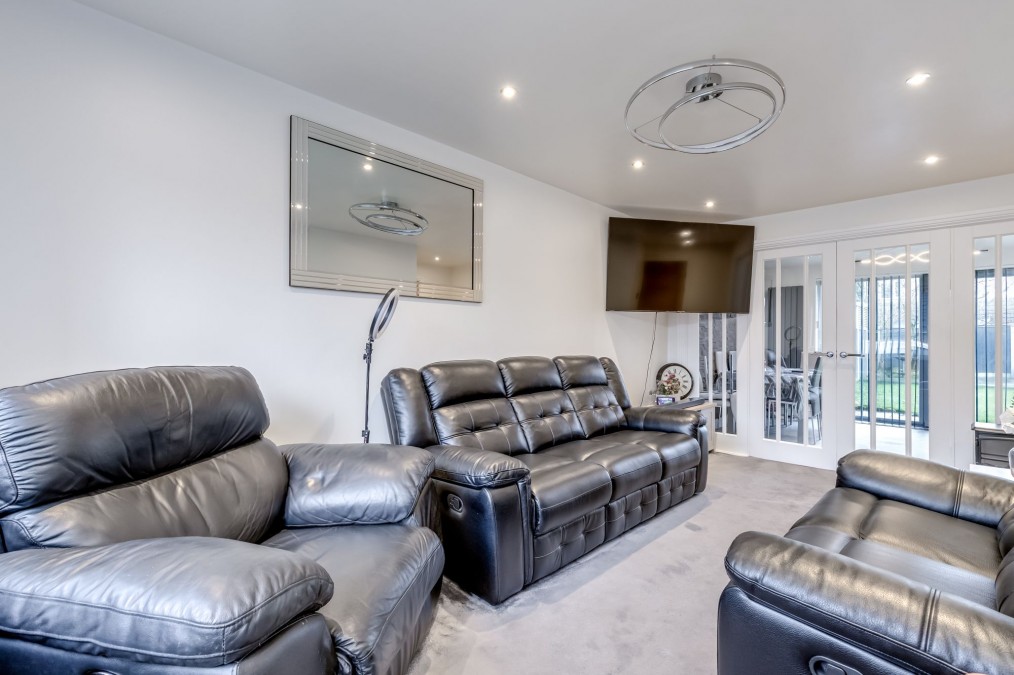 Lulworth Drive, Hindley Green, WN2