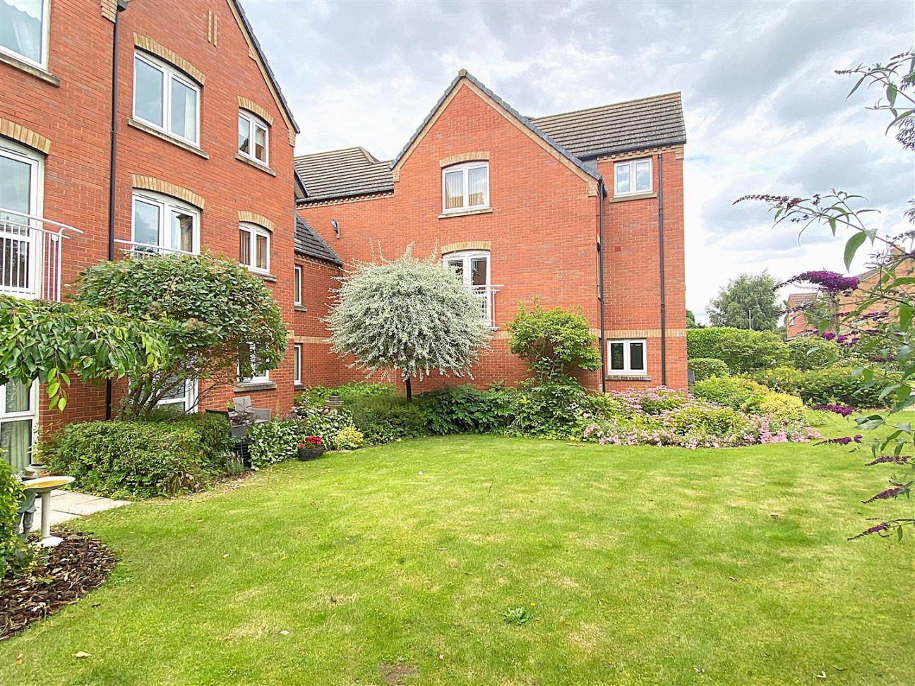 Forge Court, Syston, Leicester