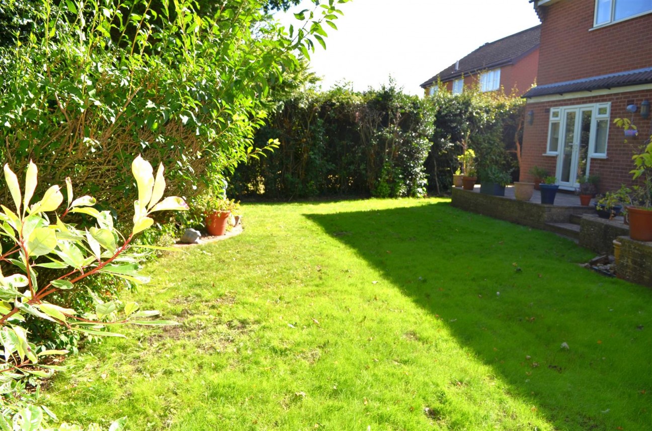 Cottesmore Avenue, Oadby, Leicestershire