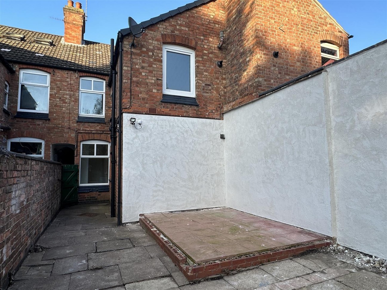Central Avenue, Wigston