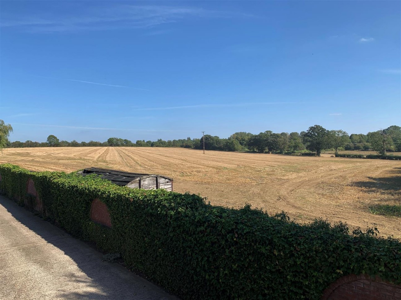 Sevenoaks Farm, Off Newton Lane