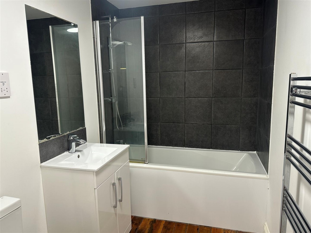 Flat 8, The Grand Hotel, Canal Street, South Wigston