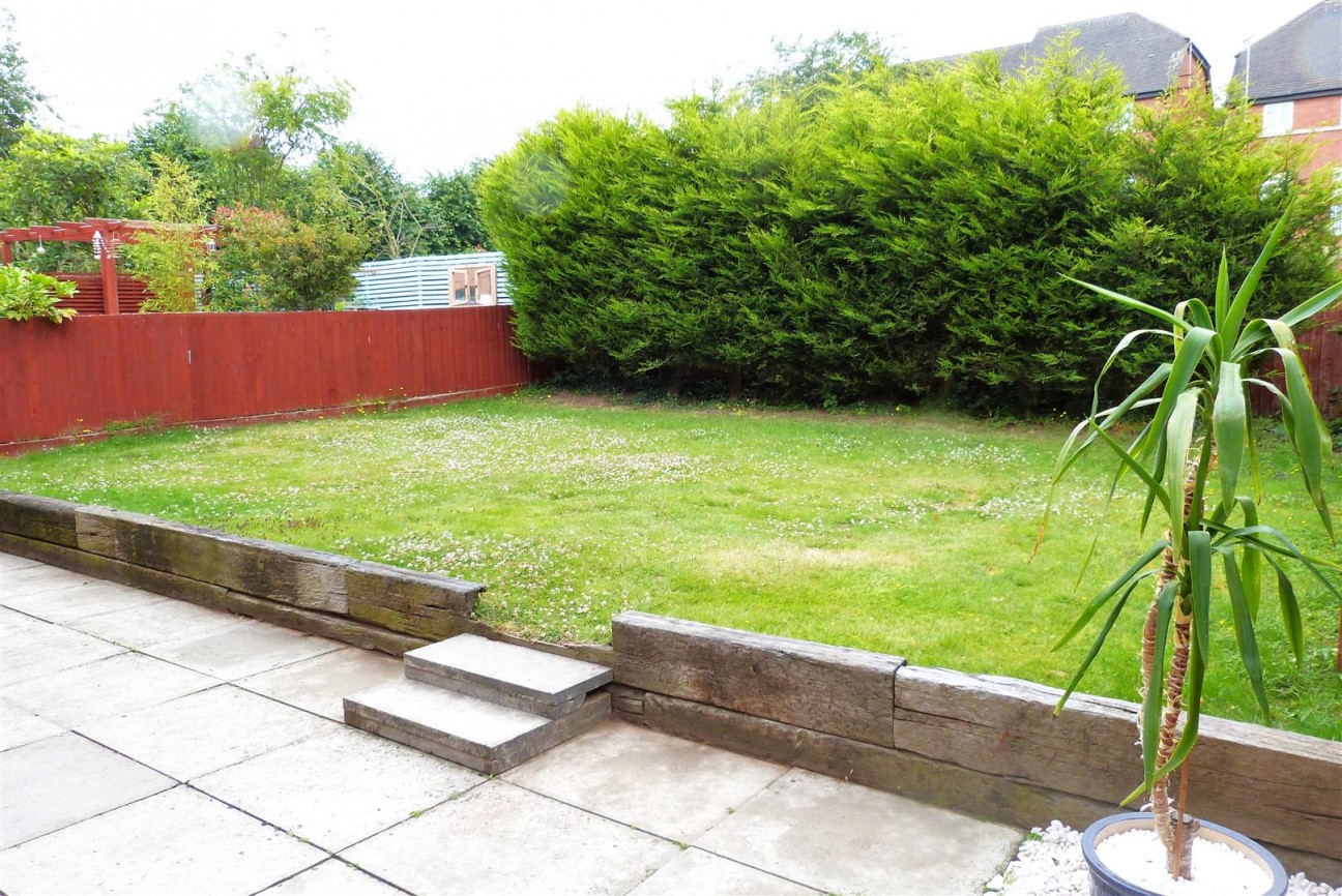 Anthony Close, Syston