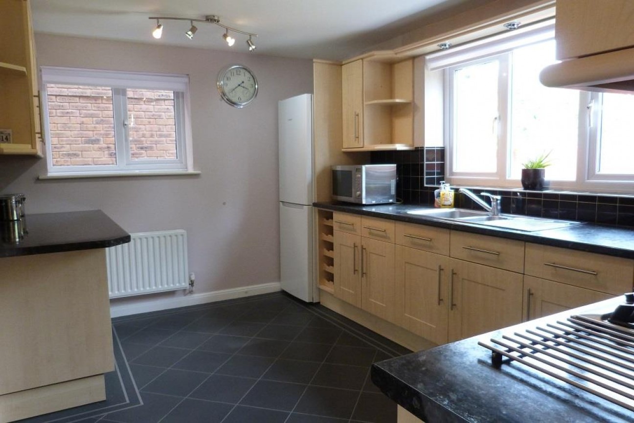 Anthony Close, Syston