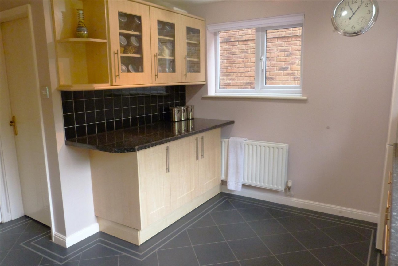 Anthony Close, Syston