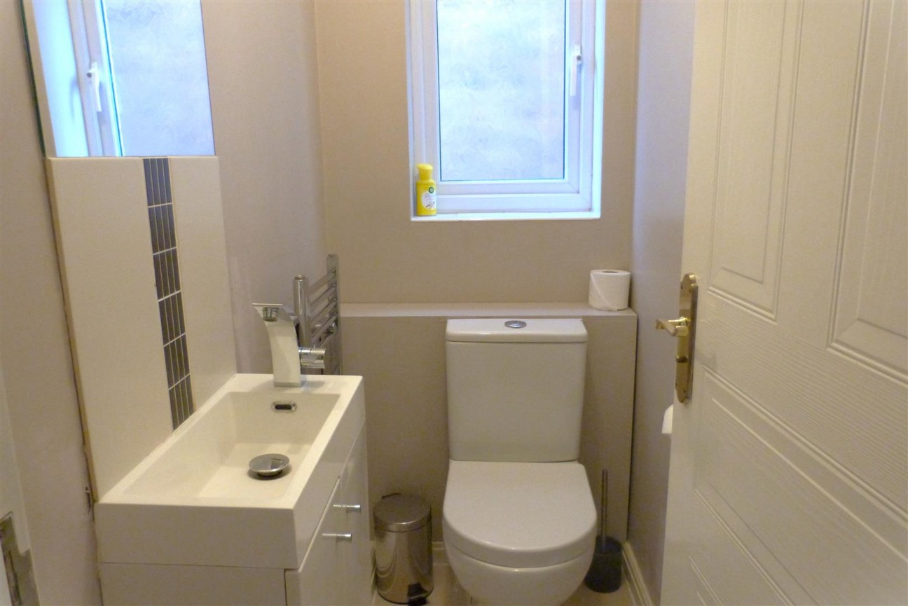 Anthony Close, Syston
