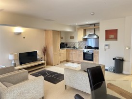 Flat 74, Hermitage Court, Honeywell Close,
