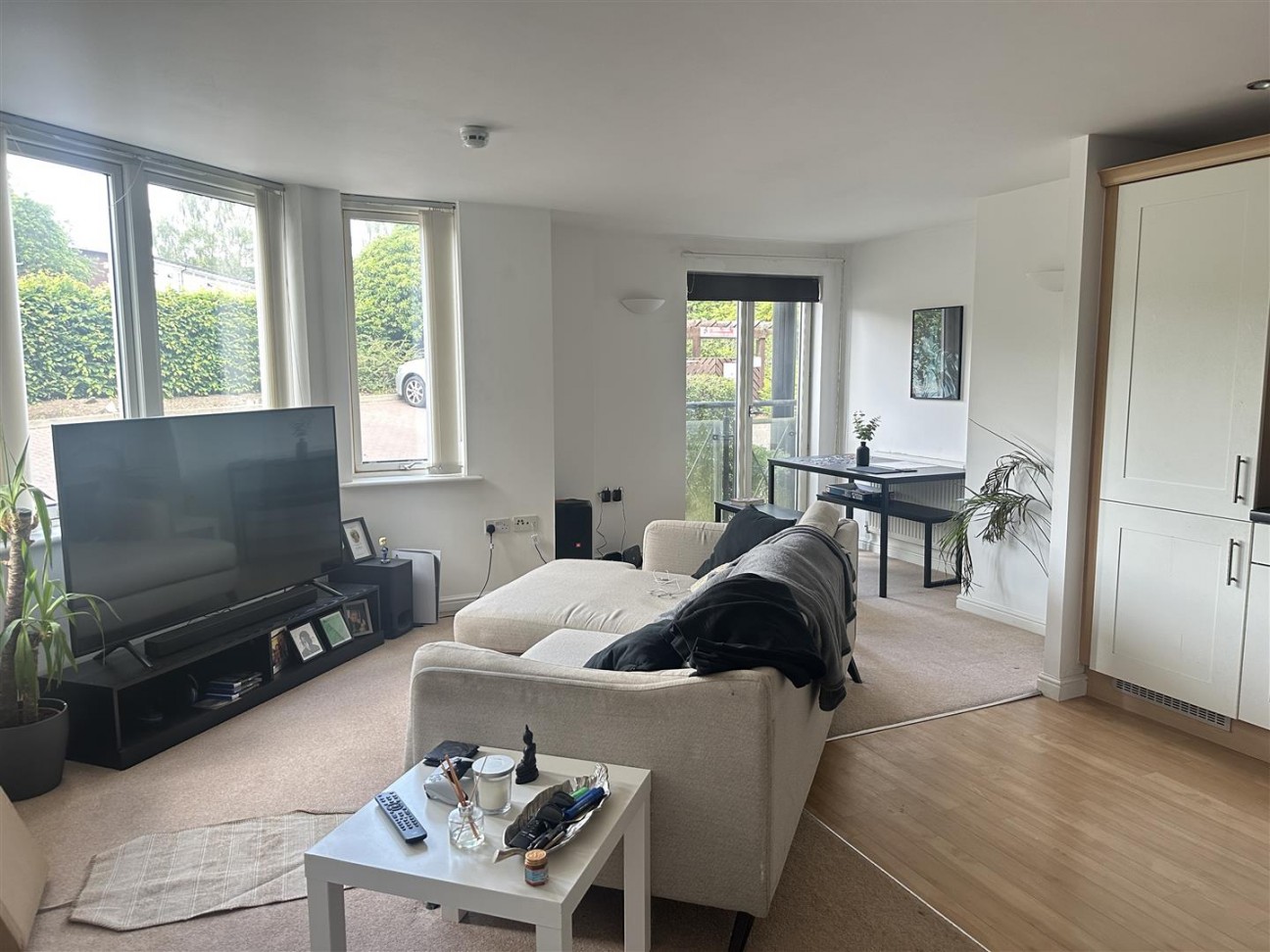 Flat 3, Hermitage Court, Honeywell Close,
