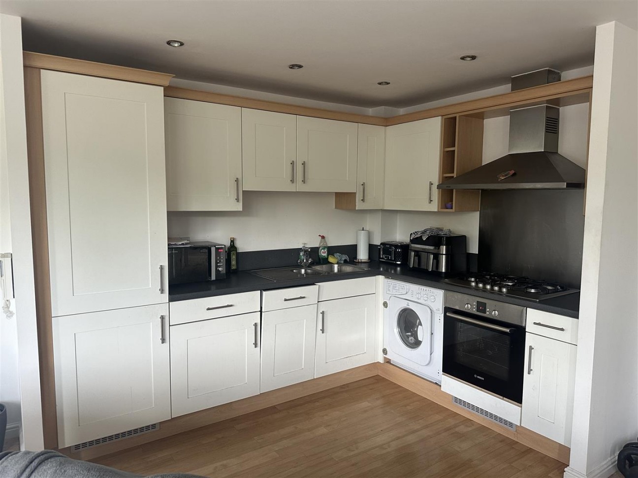 Flat 3, Hermitage Court, Honeywell Close,