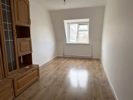 Shackerdale Road, Wigston