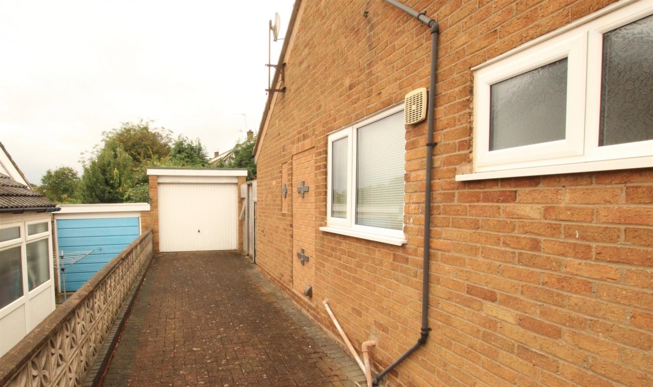 Redruth Avenue, Little Hill, Wigston