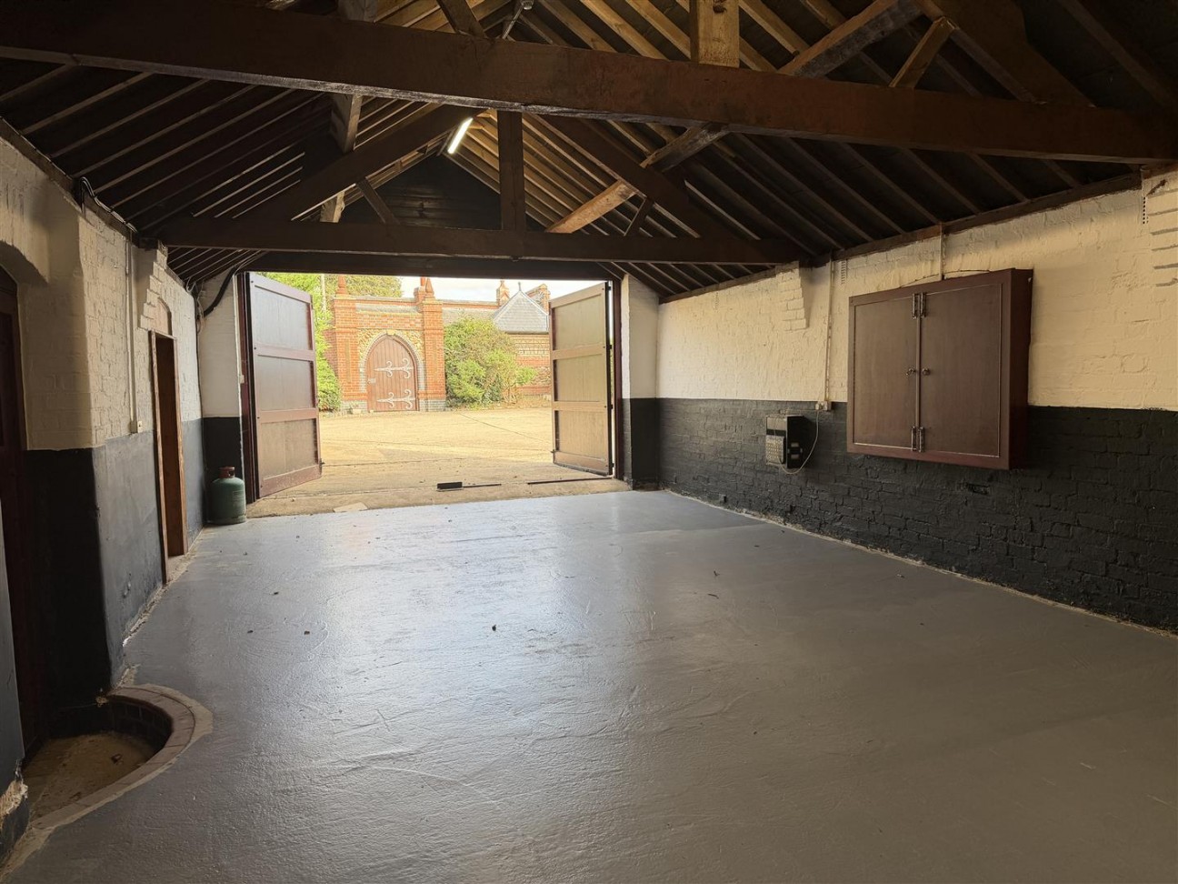 Barn Storage, Newton Lane, Leicester
