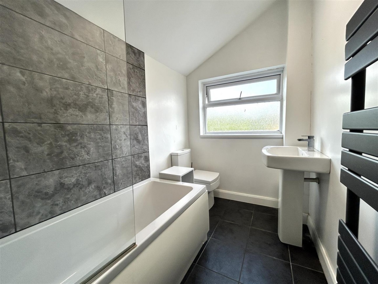 Oxford Street, Syston, Leicester