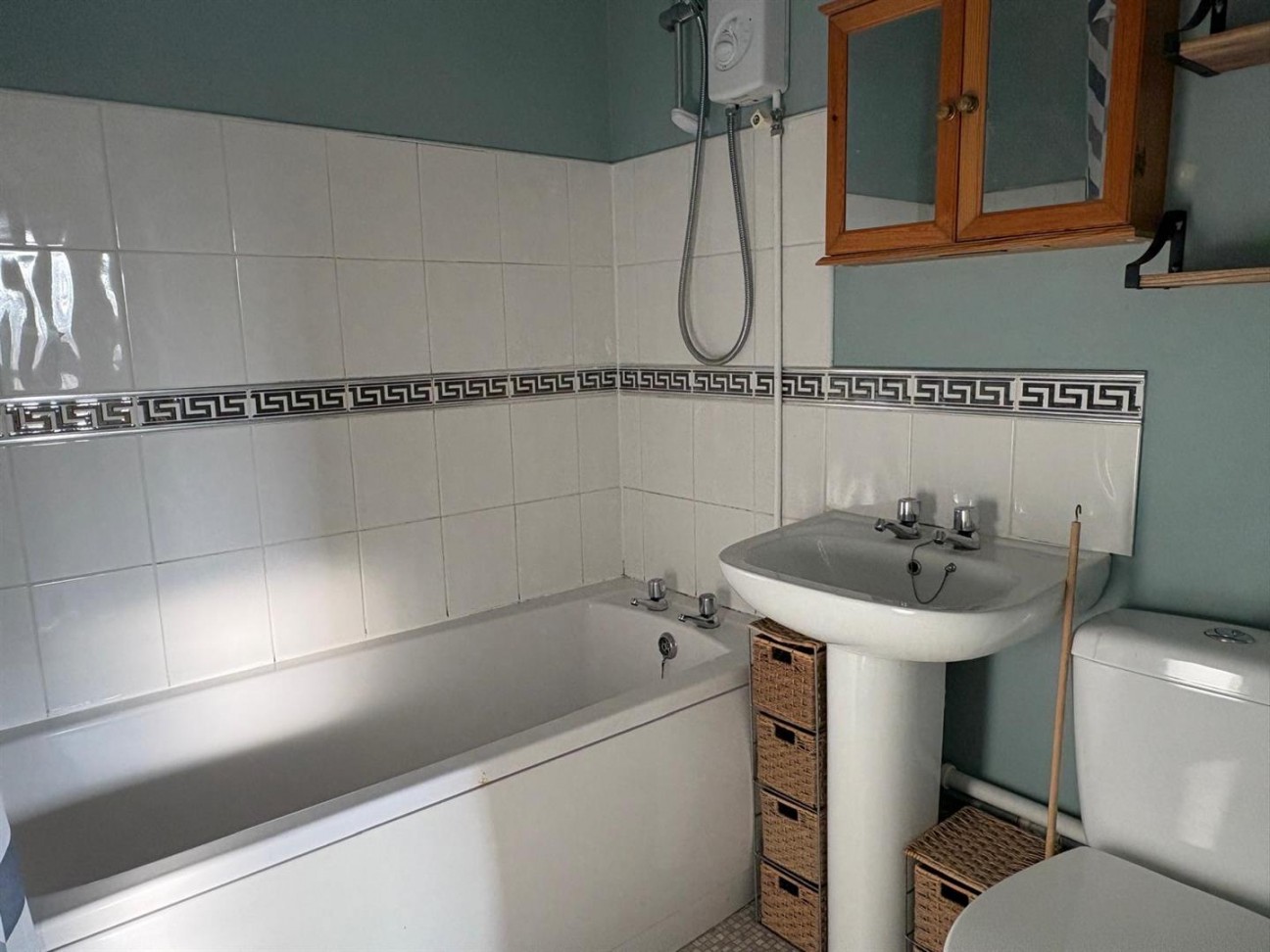 Warren Avenue, Leicester