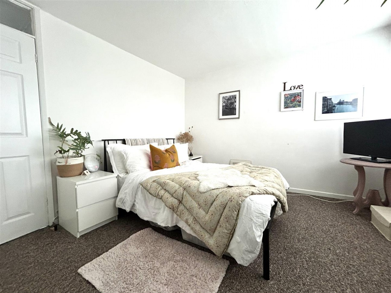 Broomfield, East Goscote, Leicester