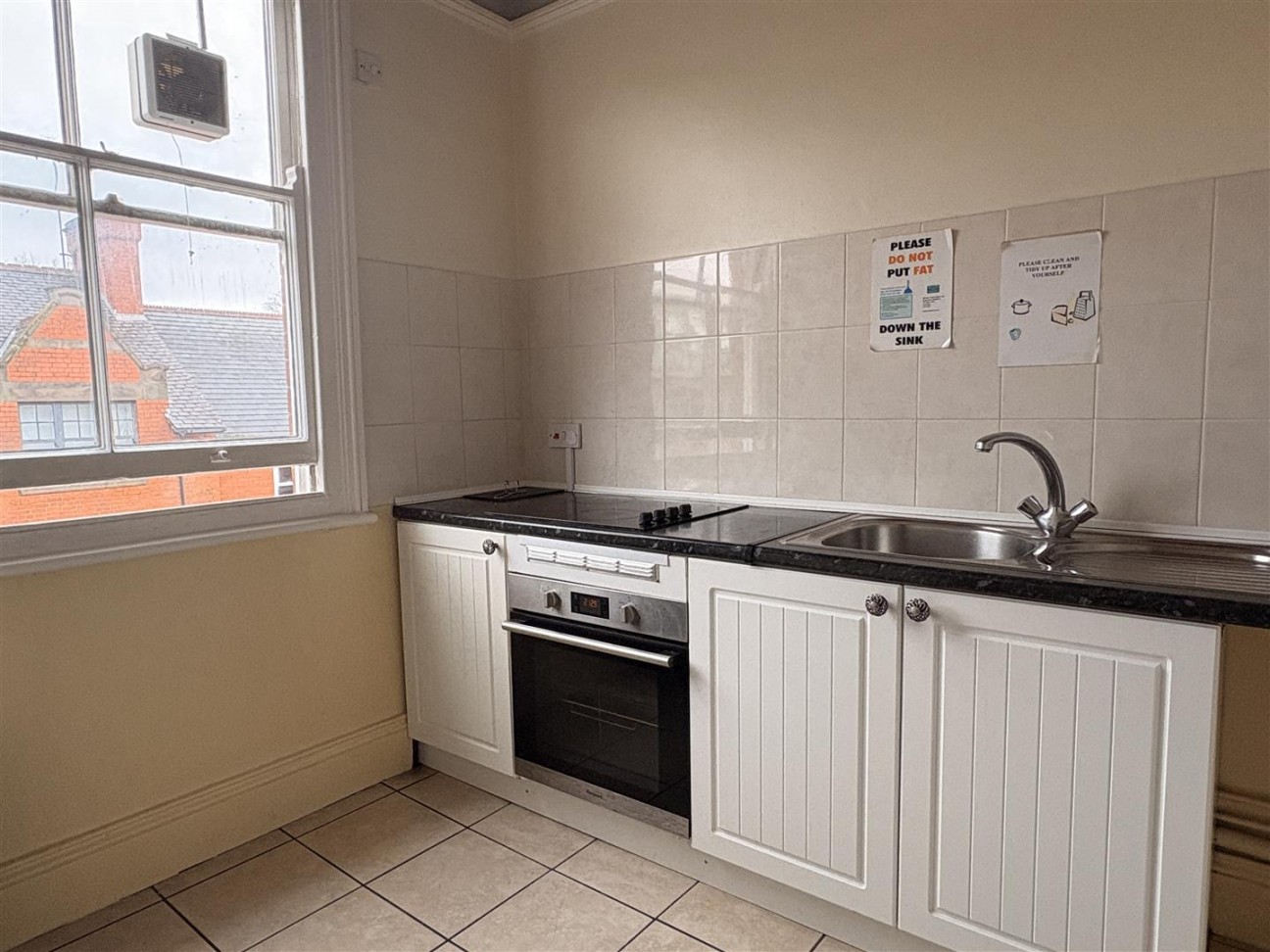 Third Floor Apartment , Regent Road, Leicester
