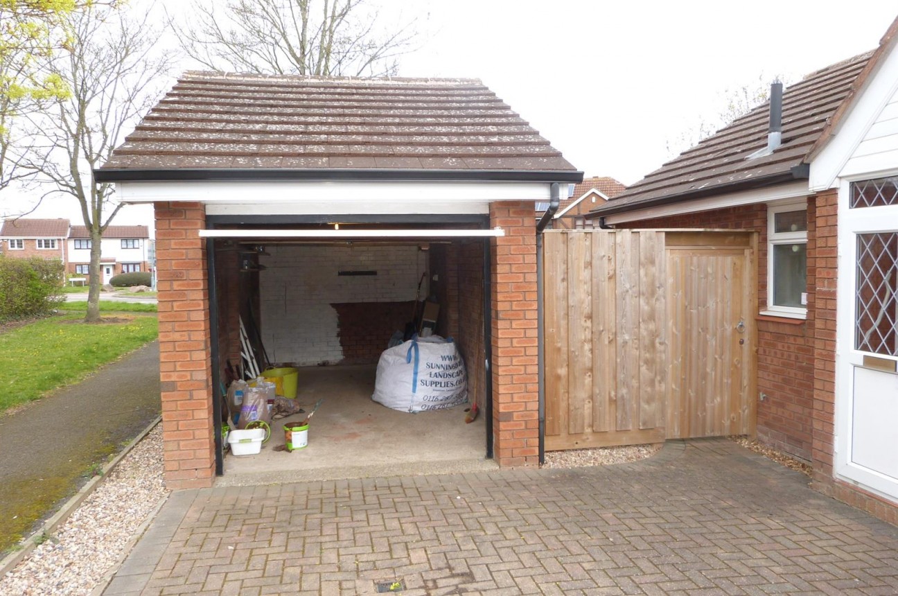 Peregrine Rise, Anstey Heights