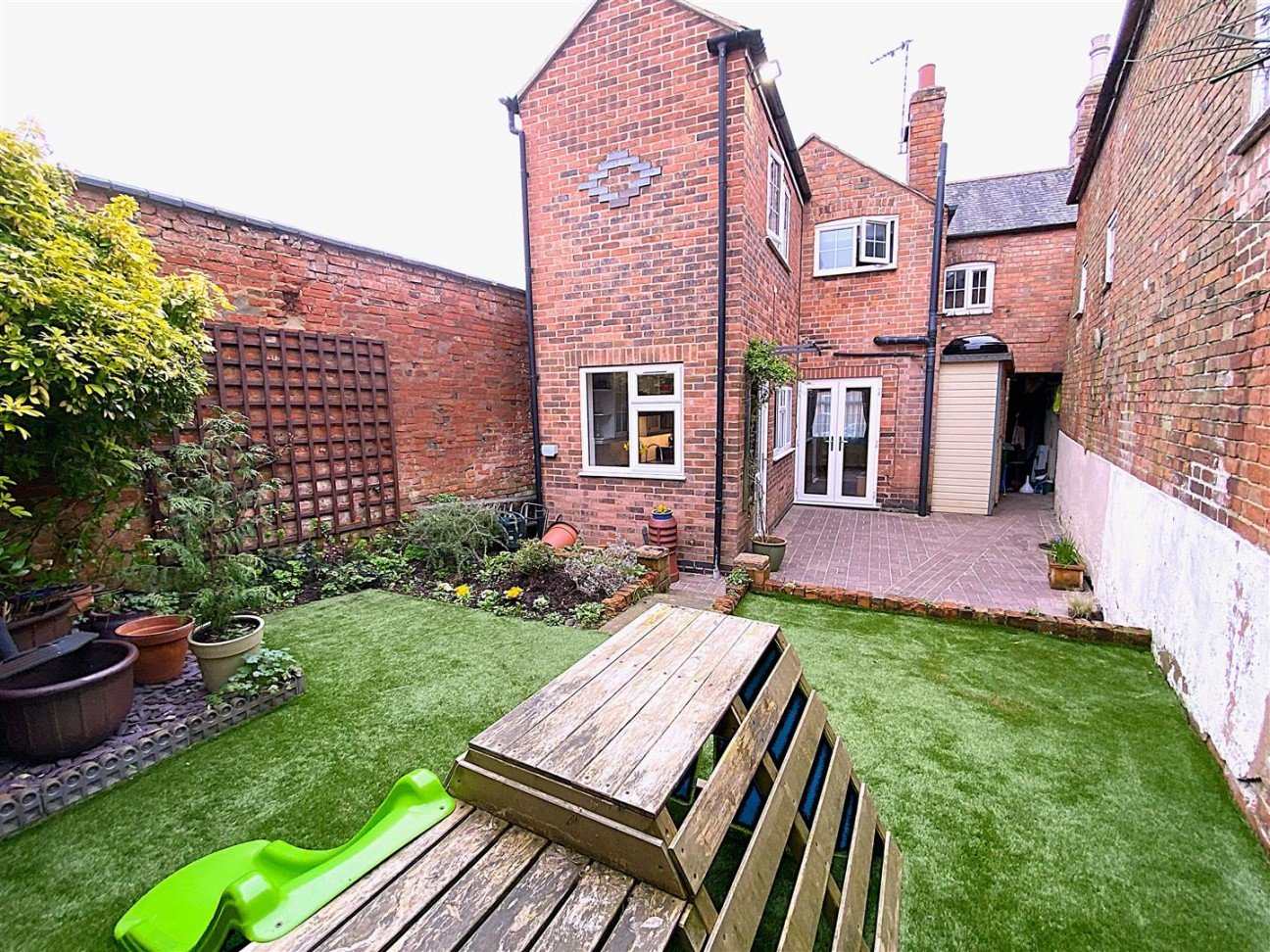 School Street, Syston