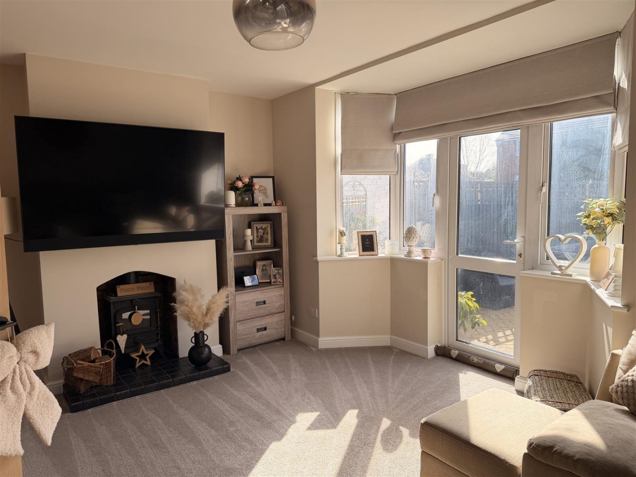 Central Avenue, Wigston, Leicestershire.