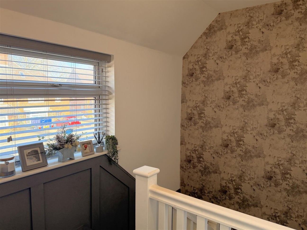 Central Avenue, Wigston, Leicestershire.