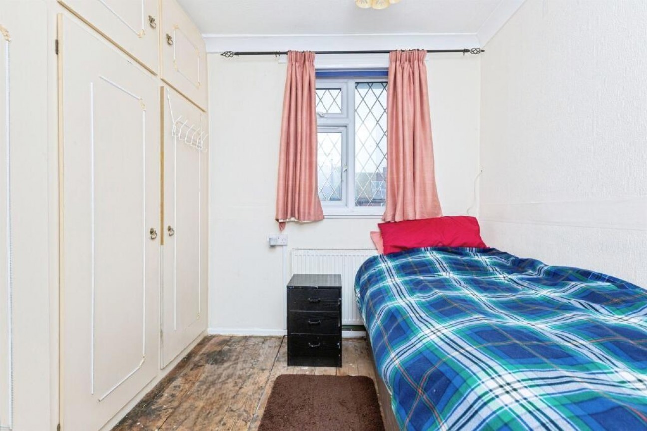 Birds Nest Avenue, New Parks, Leicester