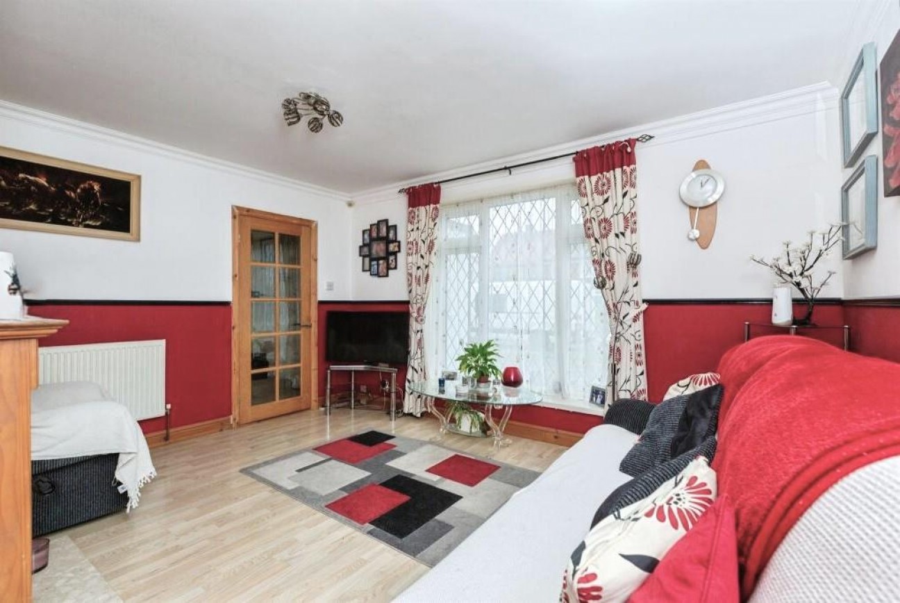 Birds Nest Avenue, New Parks, Leicester