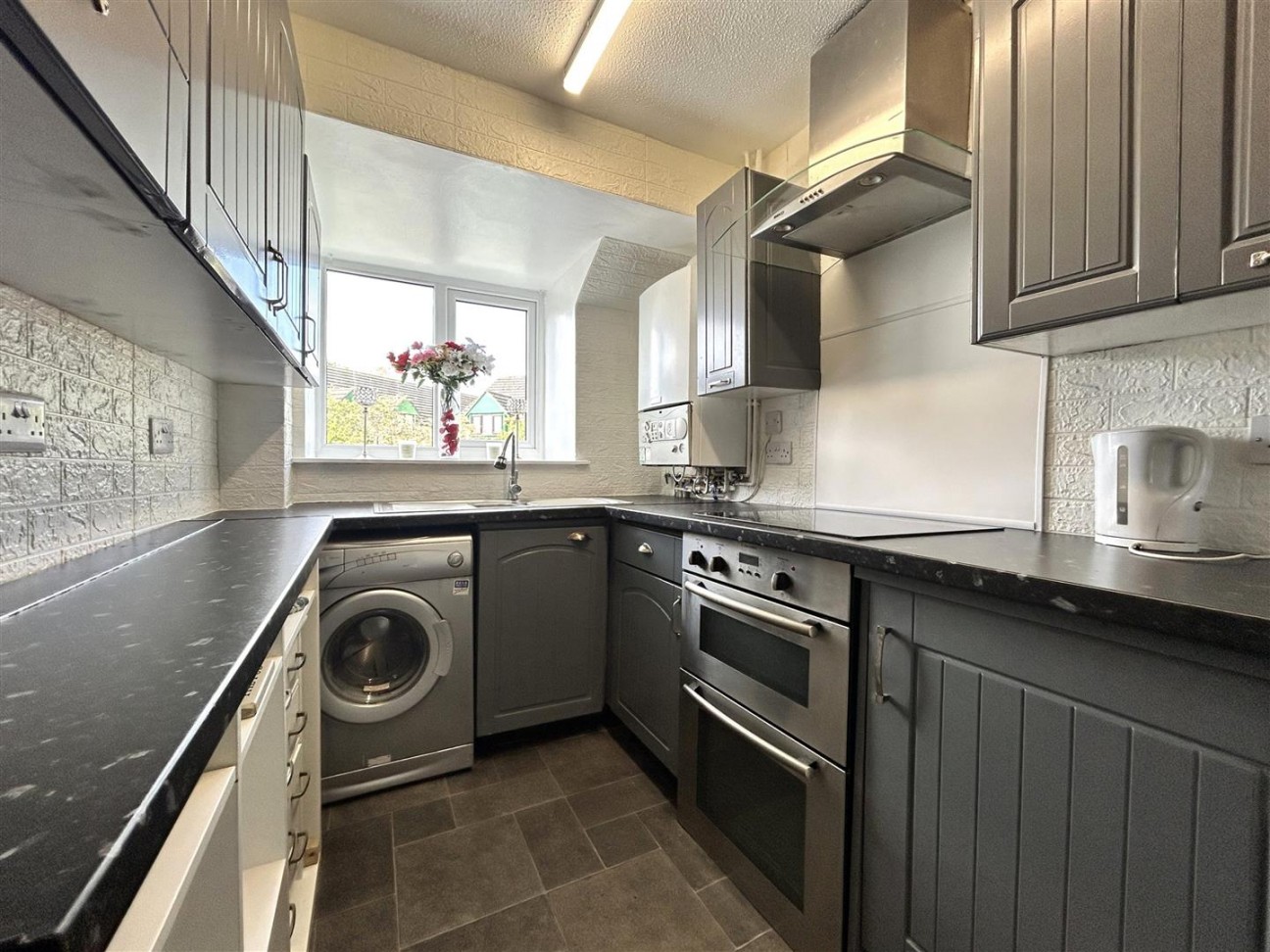 St. James Court, Birstall, Leicester