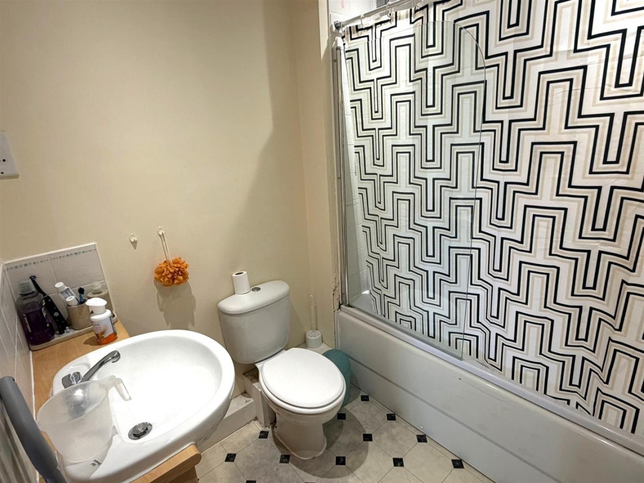 Birkby Close, Hamilton