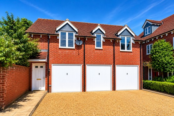 Swansley Lane, Lower Cambourne, CB23
