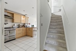 Lancaster Gate, Upper Cambourne, CB23