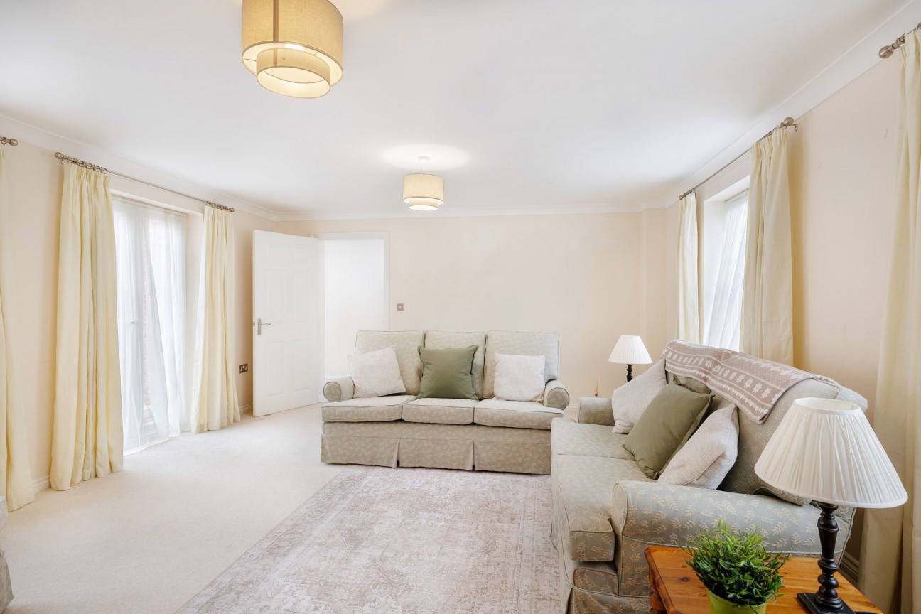 Bramble Court, Great Cambourne, CB23