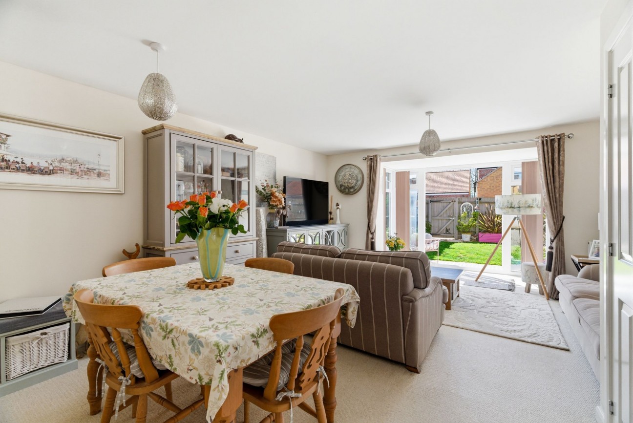 Summers Hill Drive, Papworth Everard, CB23